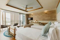 Suite Partial Ocean View Balcony