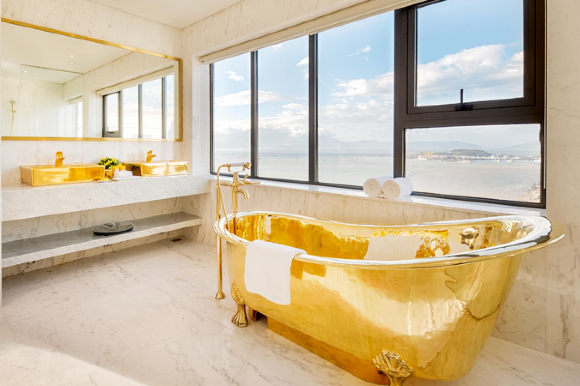 WYNDHAM GOLDEN BAY ĐÀ NẴNG 3