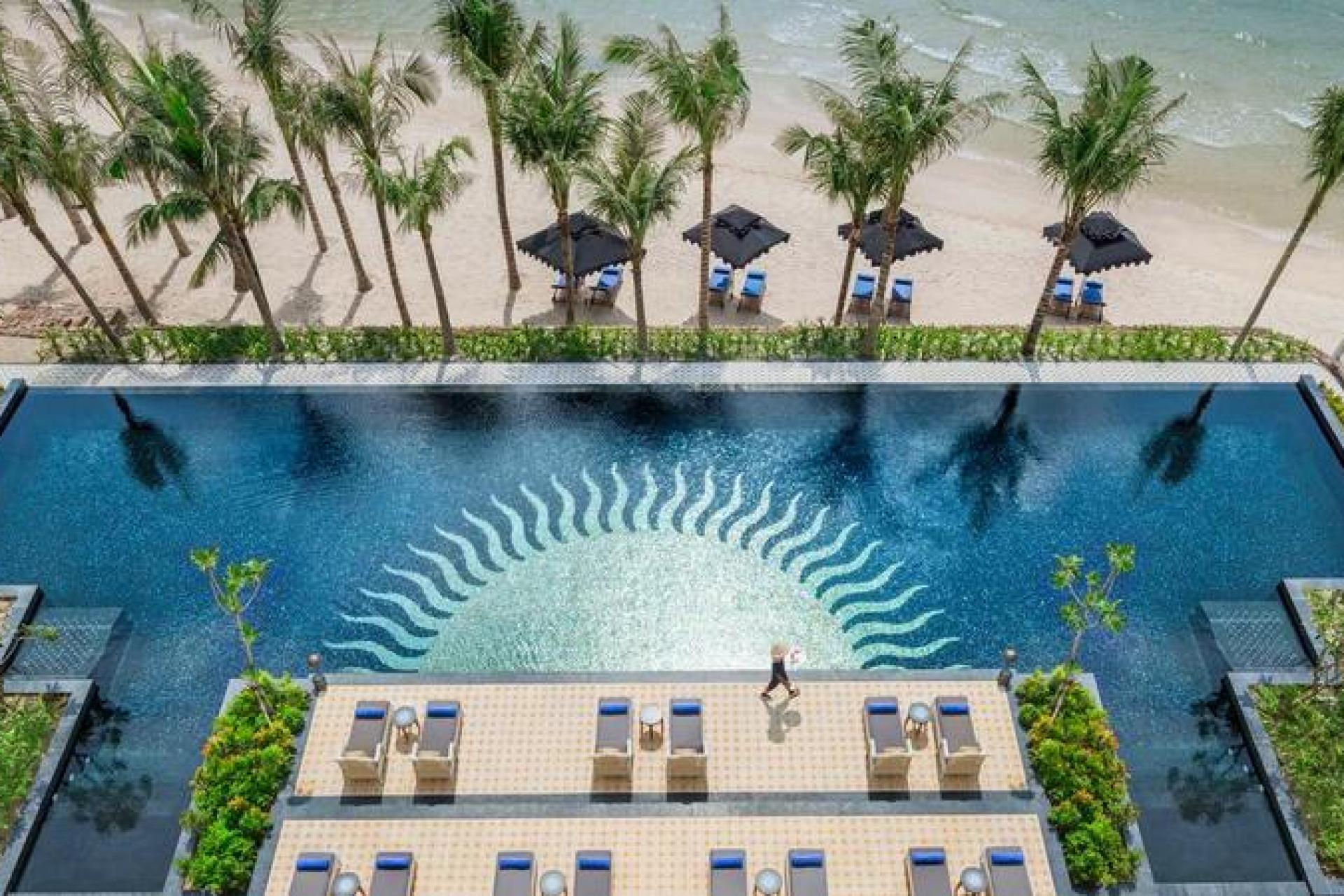 JW MARRIOTT PHÚ QUỐC EMERALD BAY RESORT 4