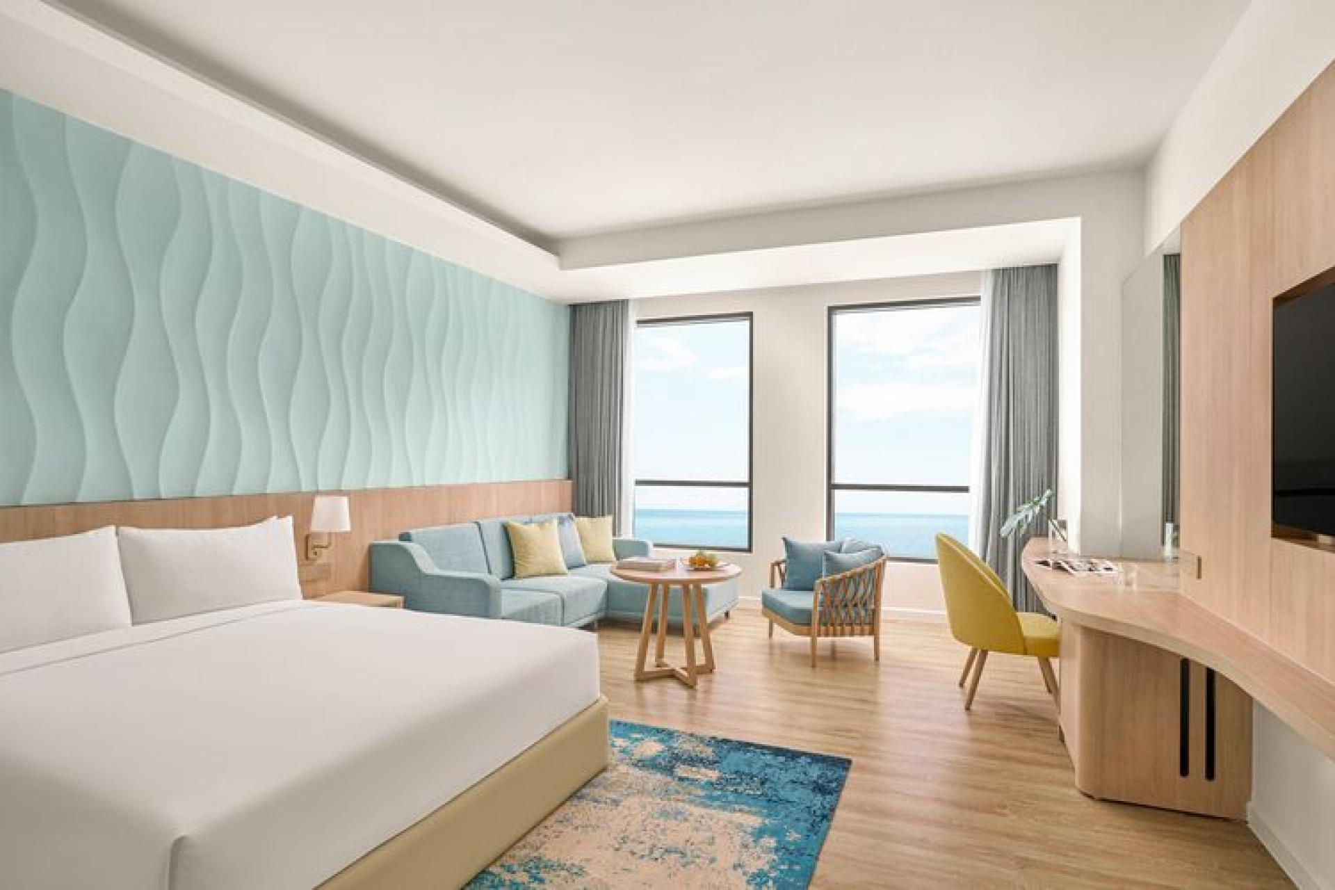 HOLIDAY INN RESORT HỒ TRÀM BEACH 2