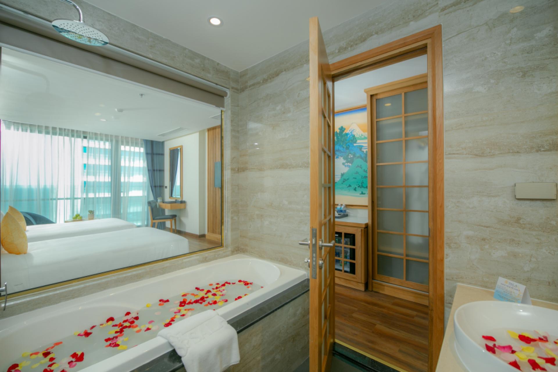 KHÁCH SẠN SALA ĐÀ NẴNG BEACH 5