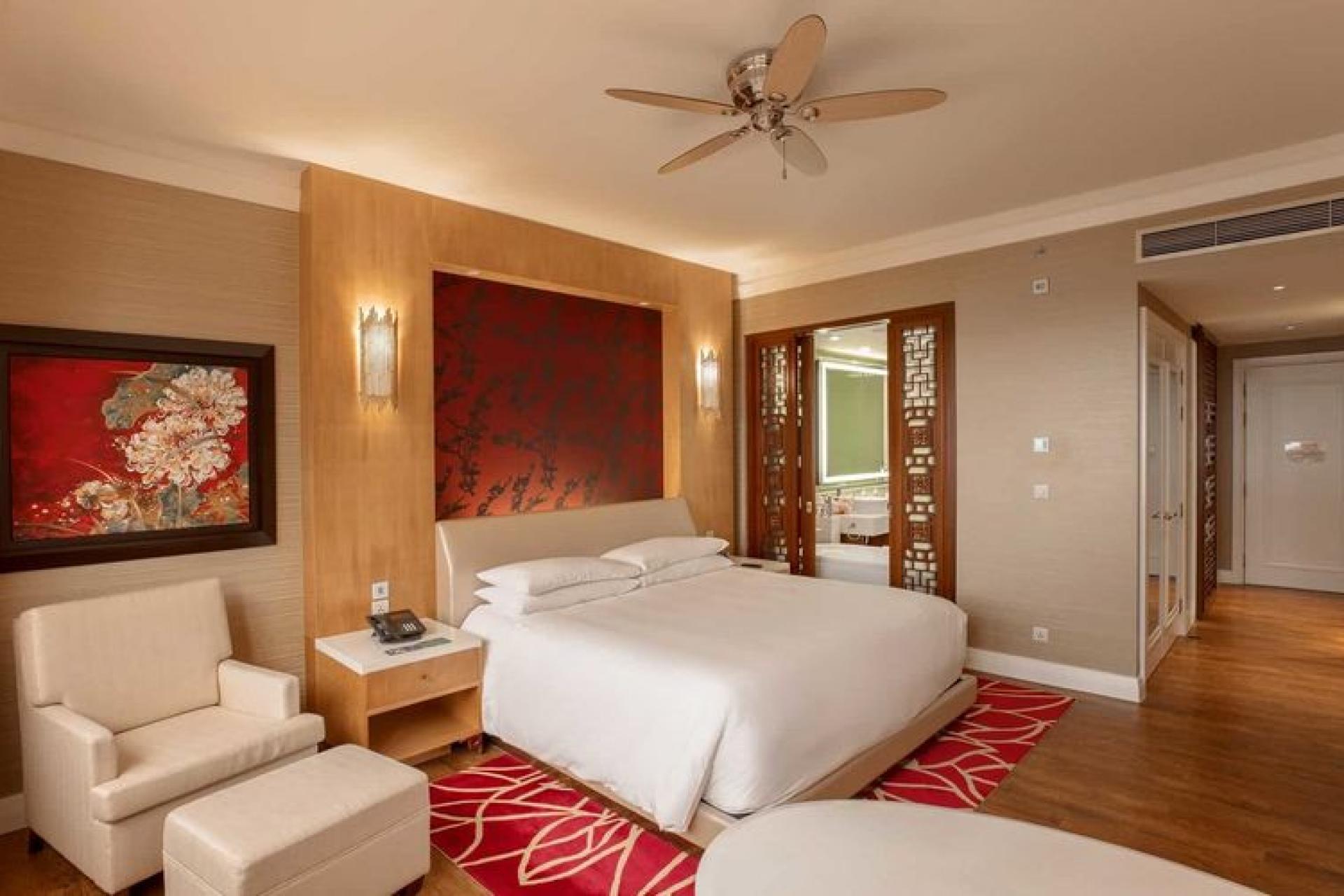 INTERCONTINENTAL GRAND HỒ TRÀM 13