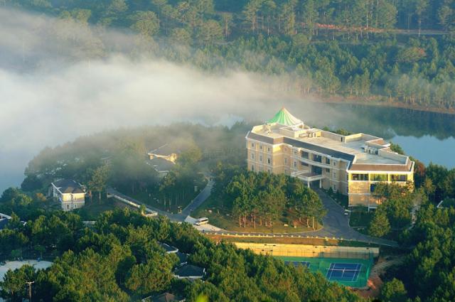 DALAT EDENSEE LAKE RESORT & SPA