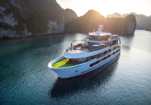 DU THUYỀN STELLAR OF THE SEAS LAN HẠ ♥