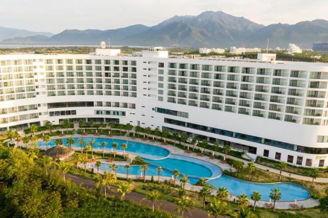 SELECTUM NOA RESORT CAM RANH